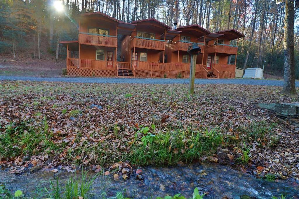 Oktoberfest Themed Cabin In Woods Stream #14 海伦 外观 照片